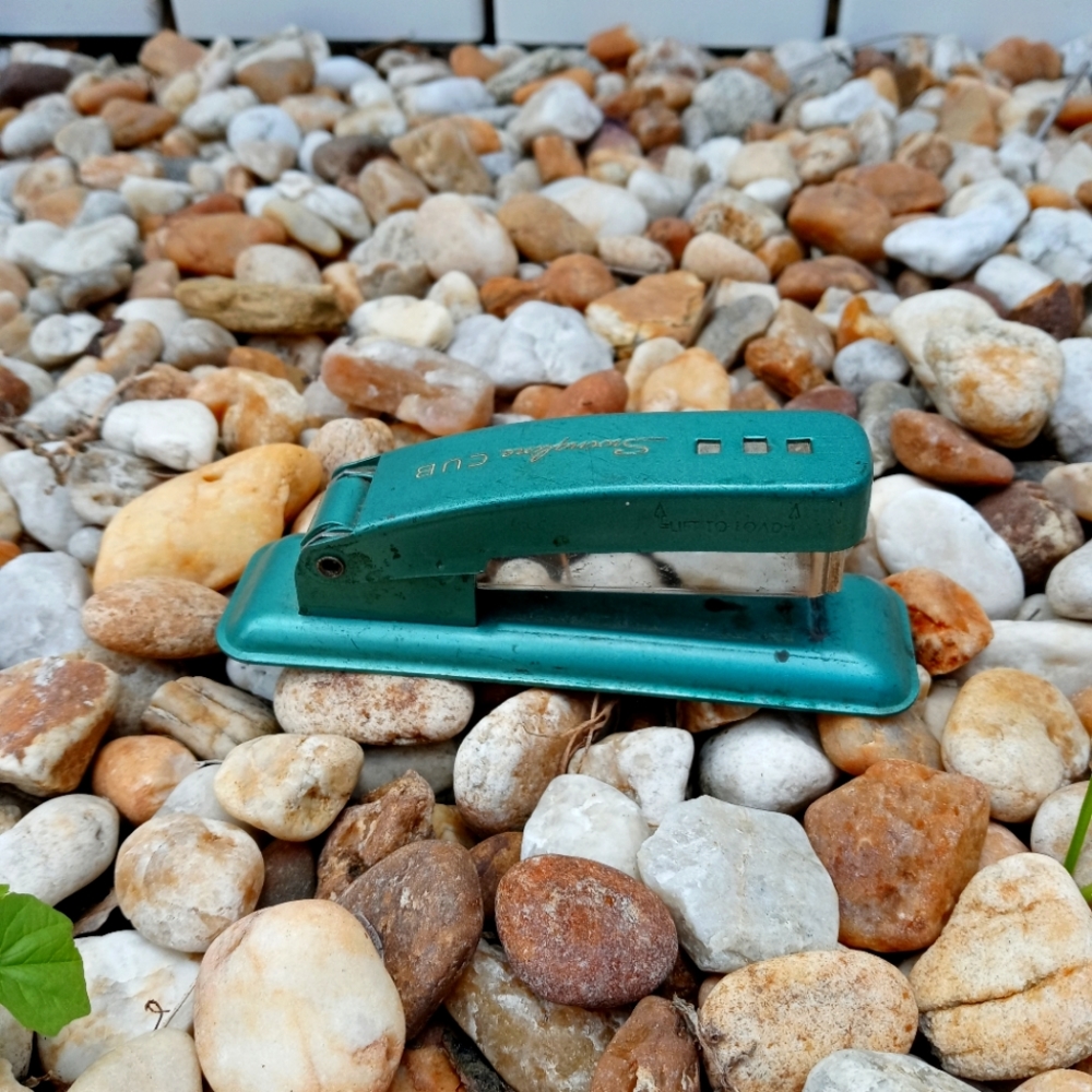 Vintage Seafoam Swingline CUB Stapler